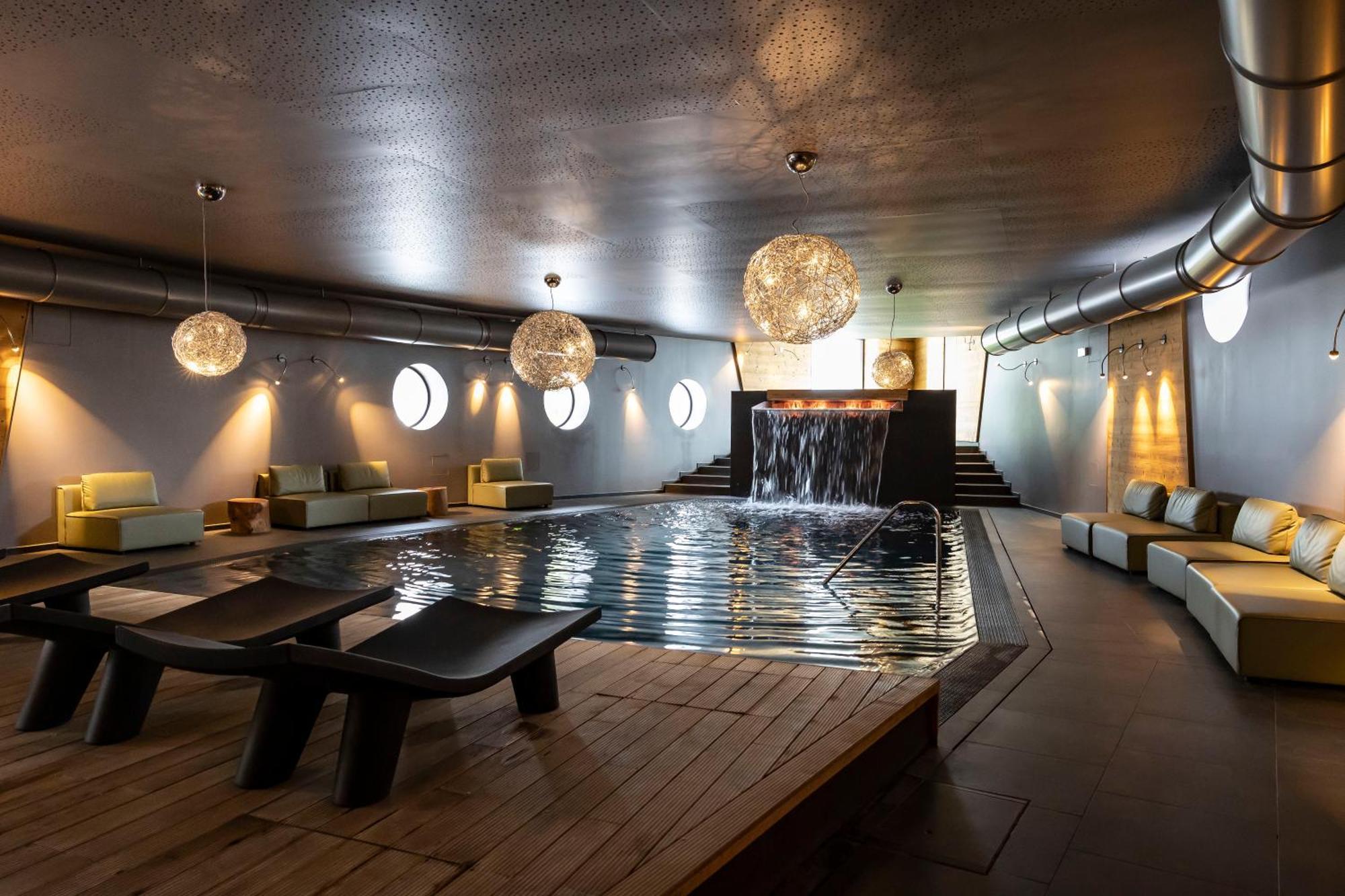 Hotel Linta Wellness & 4*